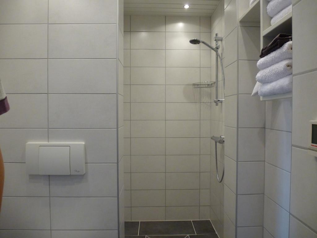 로뎅 Achter De Beukenboom B&B 외부 사진