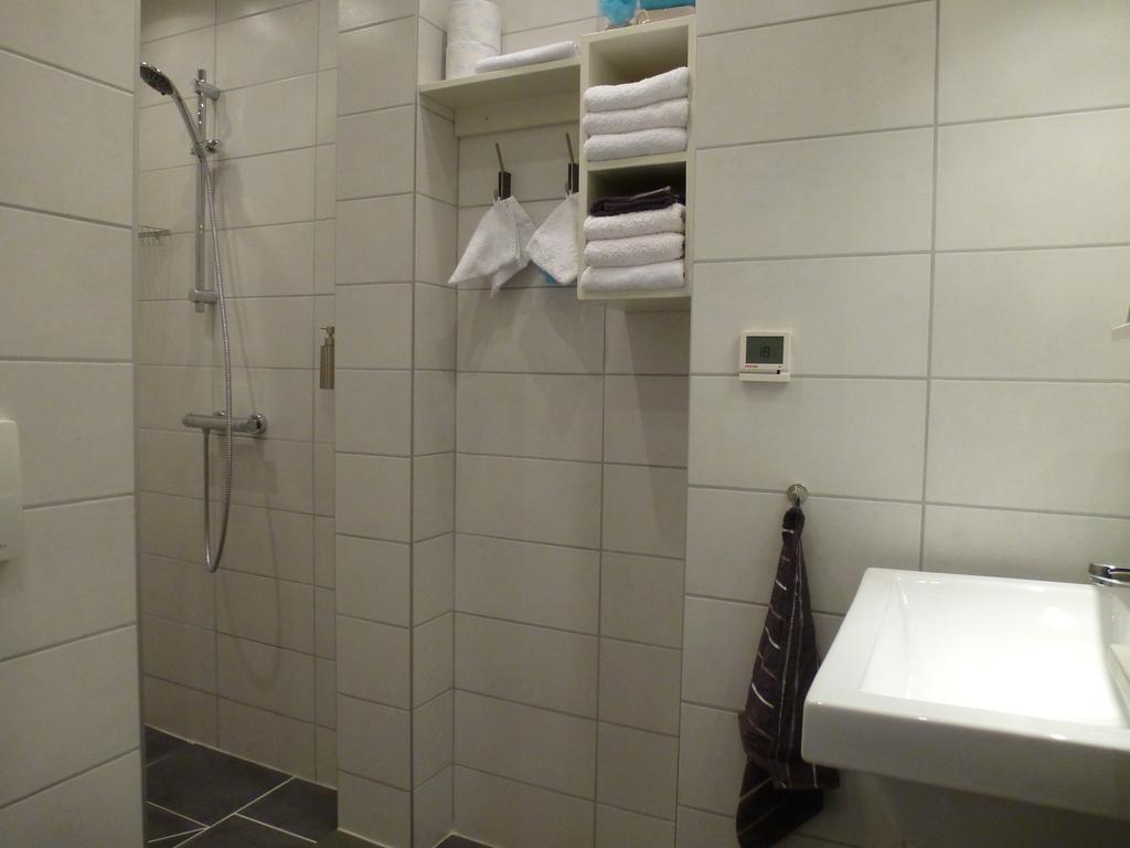 로뎅 Achter De Beukenboom B&B 외부 사진
